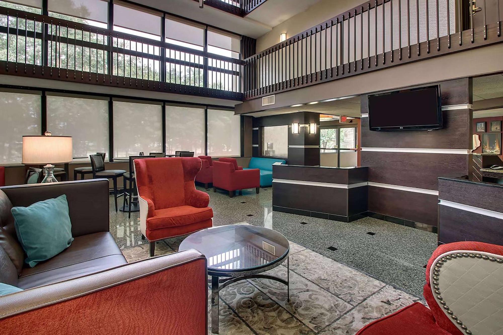 Heritage Inn & Suites The Woodlands, Trademark By Wyndham Exterior photo