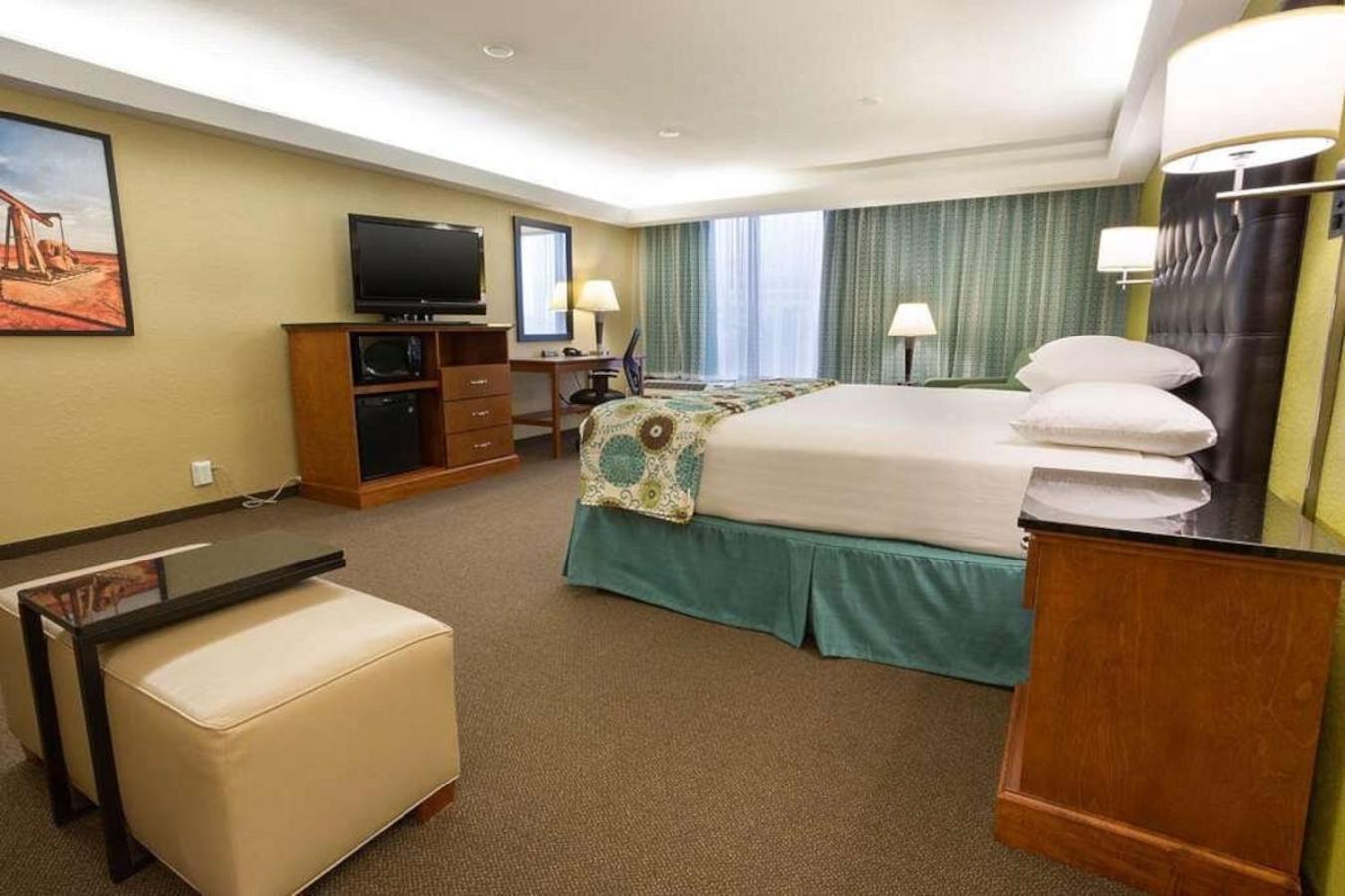 Heritage Inn & Suites The Woodlands, Trademark By Wyndham Exterior photo